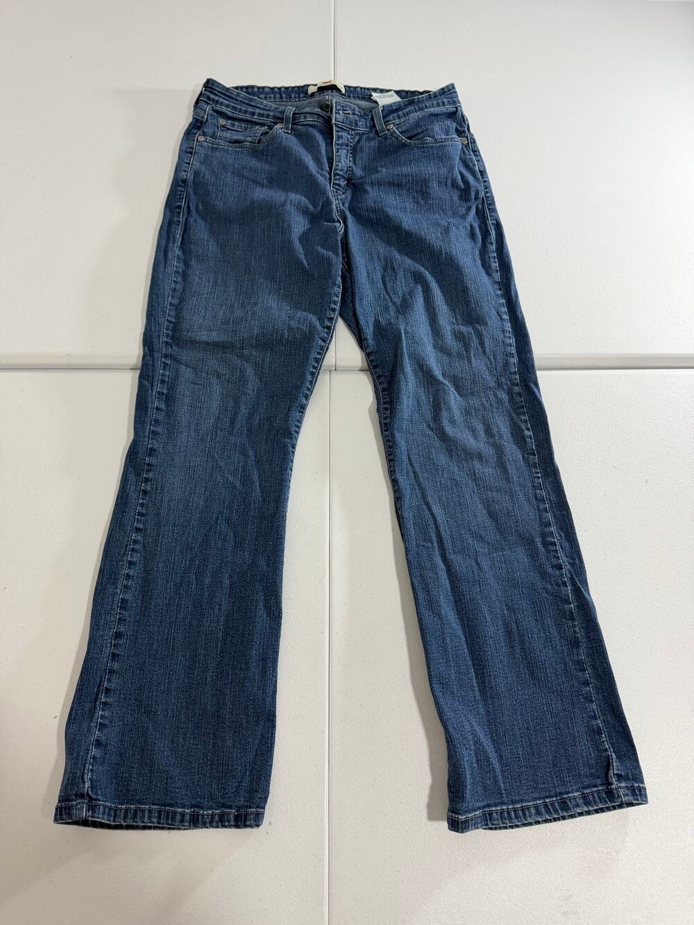 Levi’s Perfectly Slimming 512 Bootcut Jeans Womens Size 18 Dark Wash